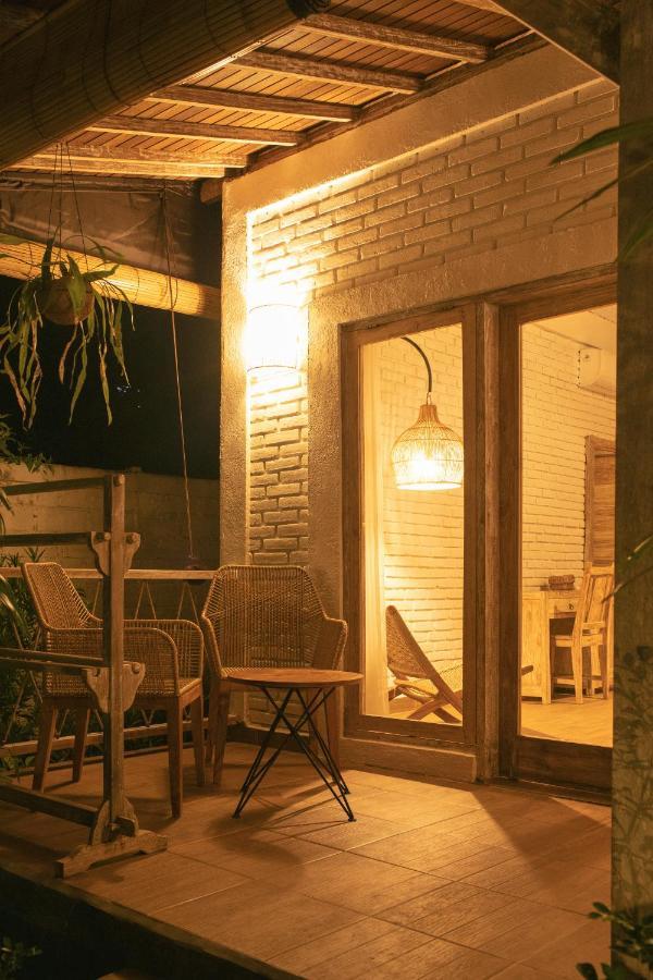Cari Surf Camp & Studio'S Uluwatu Dış mekan fotoğraf