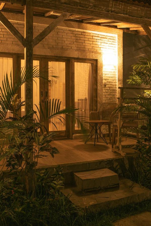 Cari Surf Camp & Studio'S Uluwatu Dış mekan fotoğraf