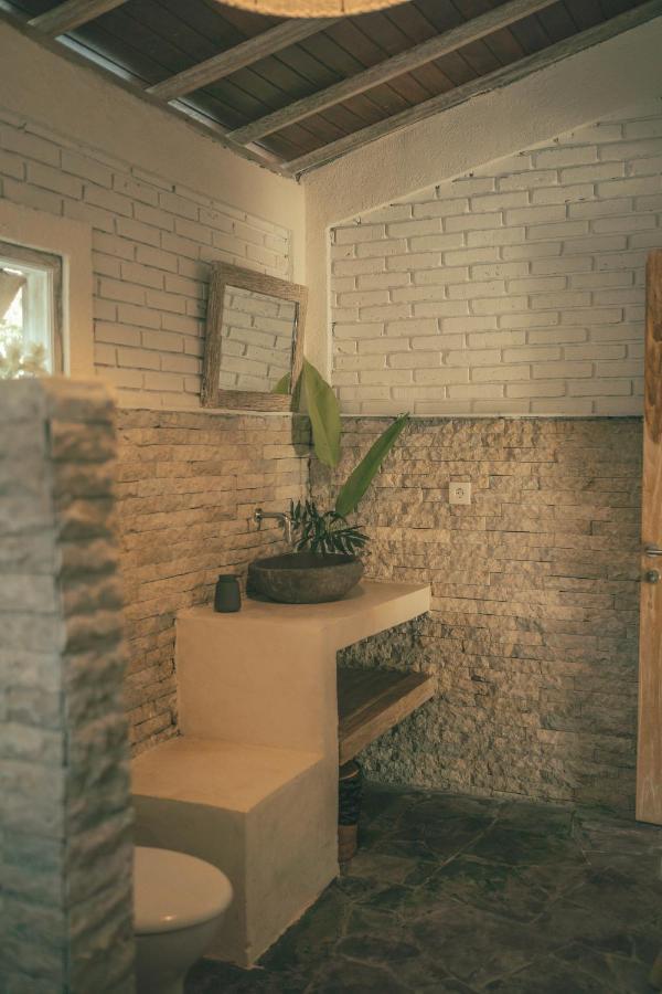 Cari Surf Camp & Studio'S Uluwatu Dış mekan fotoğraf